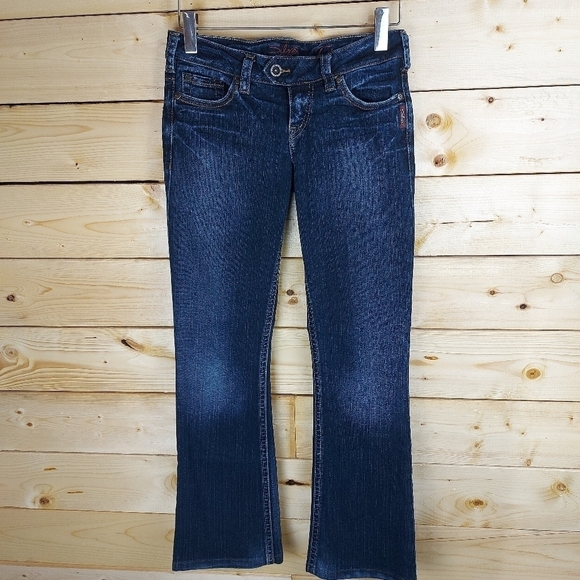 📣2/40$📣 SILVER Tuesday dark wash stretch jeans size 28 - Picture 4 of 8